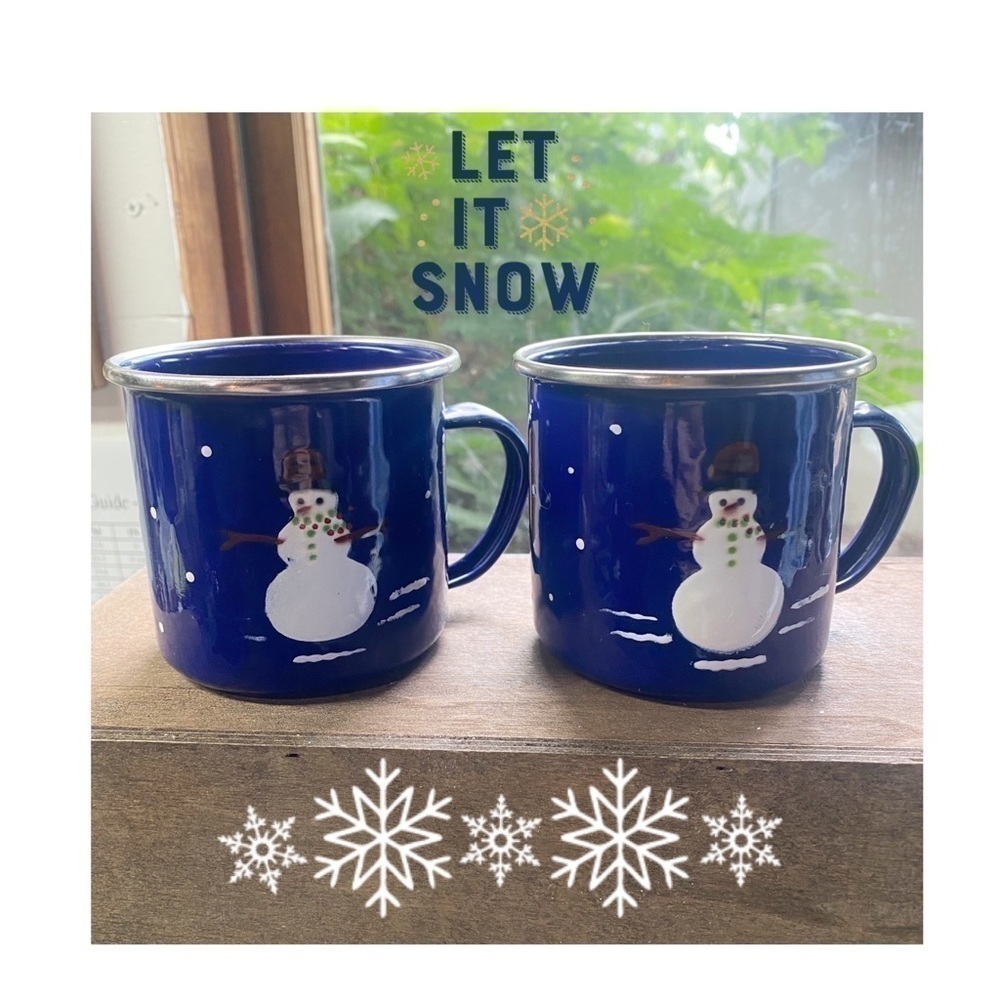 The GOLDEN RABBIT II Denise S. Harvey Design Blue Snowman Metal Coffee Cups set